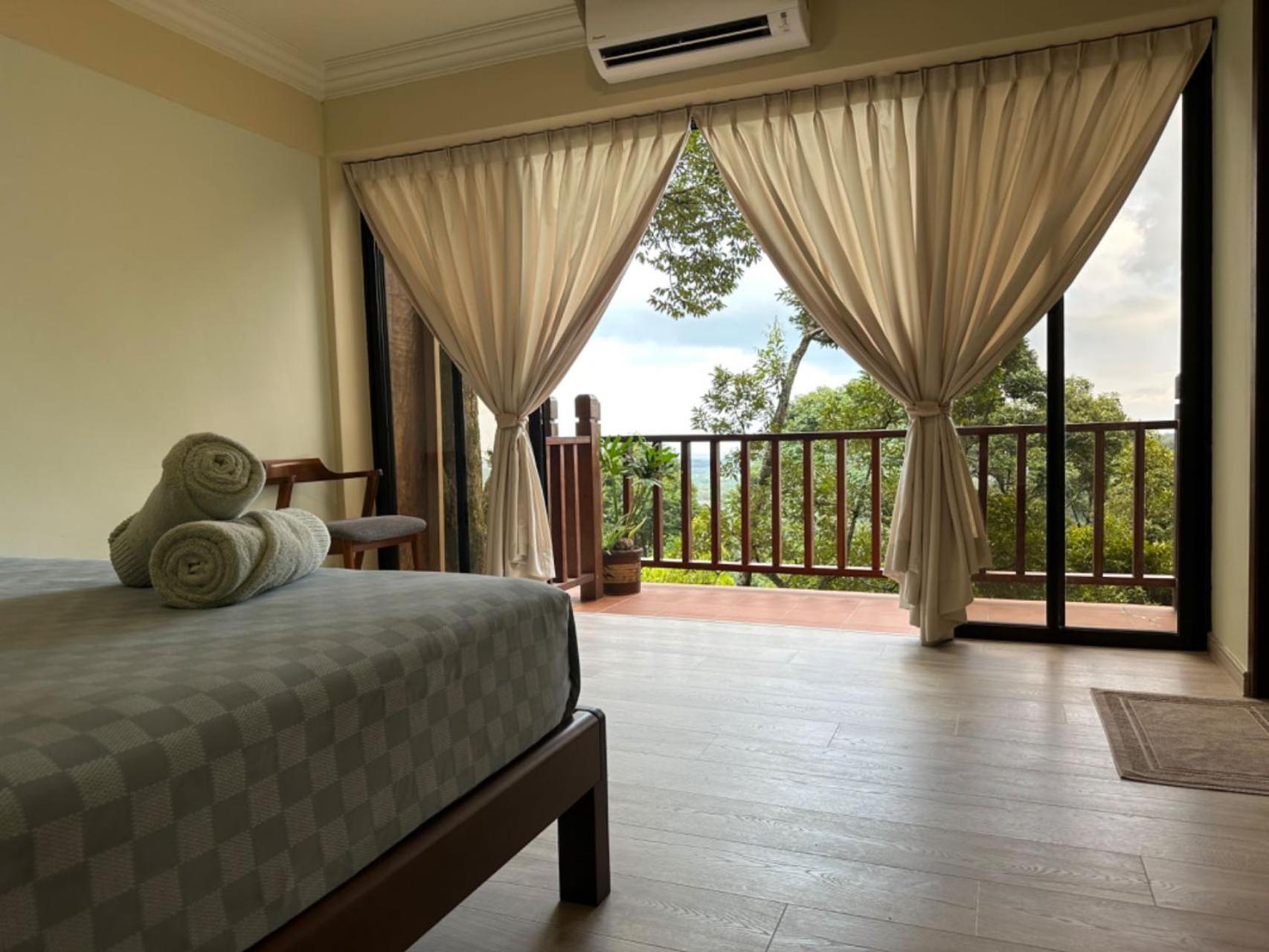 Bao Sheng Durian Farm Villa Balik Pulau Bagian luar foto
